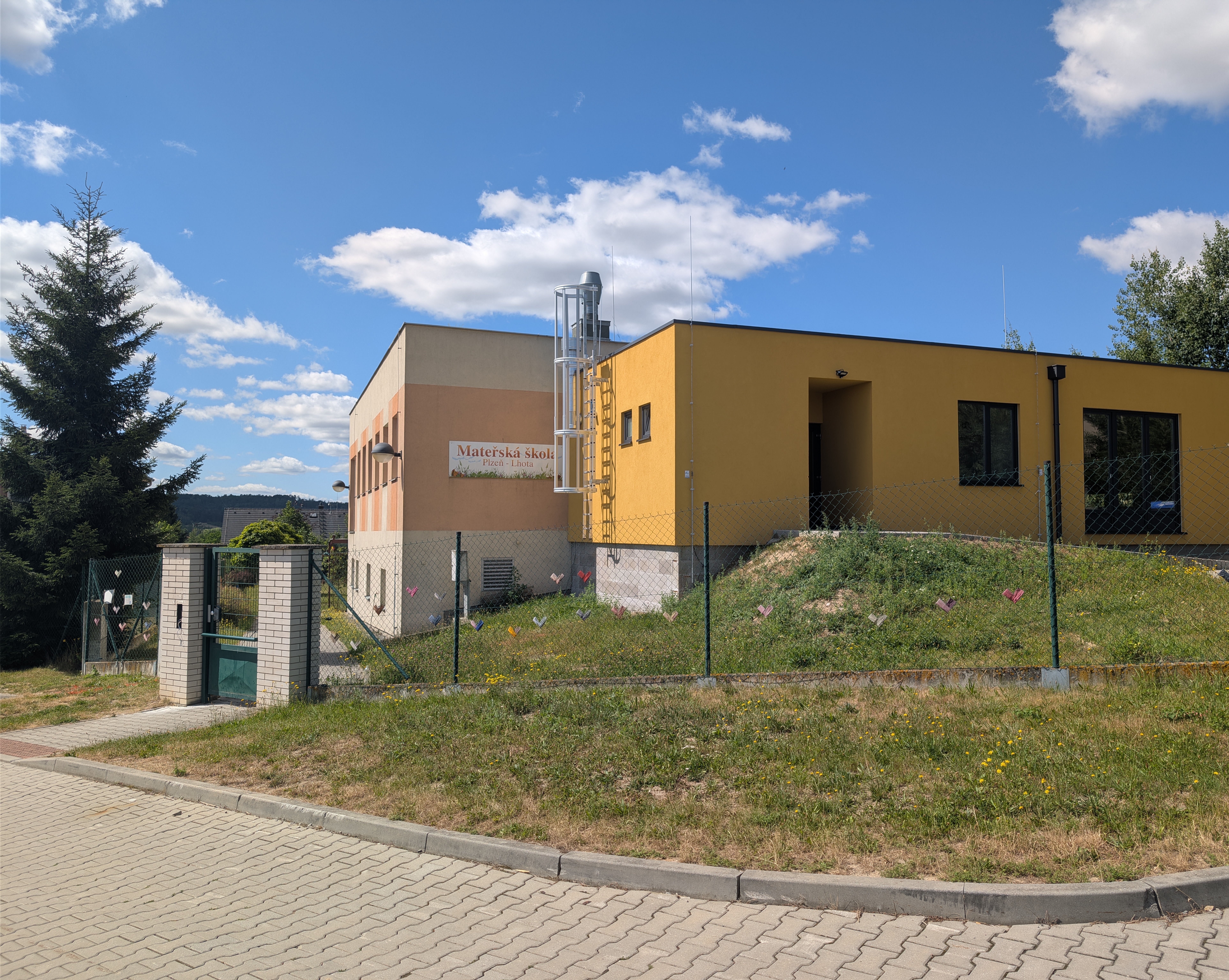 Budova Mateřské školy Plzeň – Lhota, Ke Křížku 19