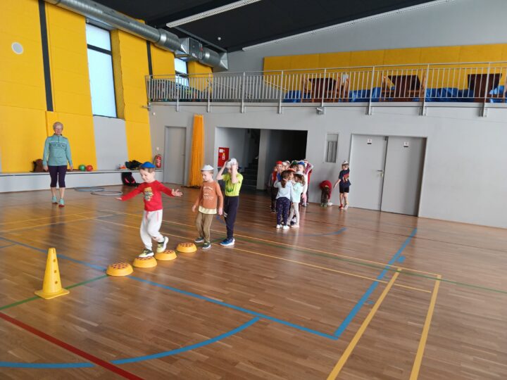 9. cvičení v Sokolovně Broučci