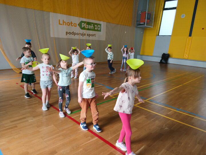 1. a 2. cvičení v Sokolovně II.pol. Broučci