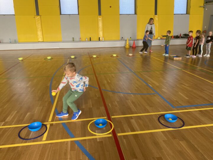 3. cvičení v Sokolovně Broučci