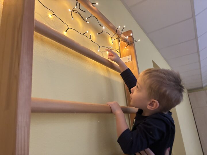 Týden se světluškou Elou. Ferdové